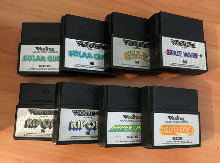 Gry na konsolę Vectrex - kartridże