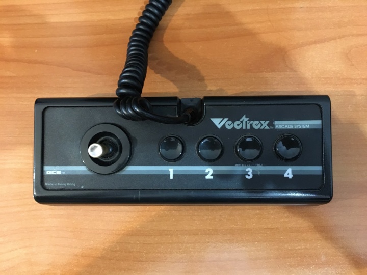 Vectrex - pad, wersja amerykańska